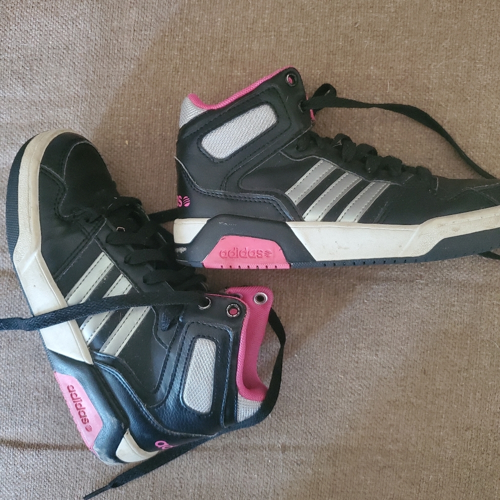 Girls Adidas hightops size 13